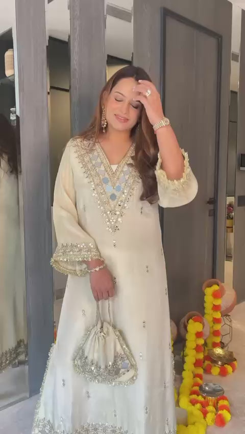 Shahana Handcrafted Mirror Kurta Set